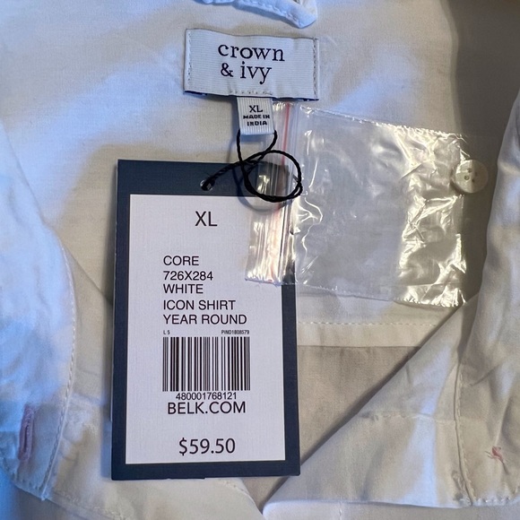 NWT Crown & Ivy Top - Picture 3 of 3